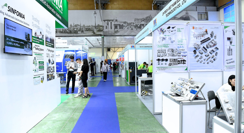 Exhibition booths at SIE & VME 2025