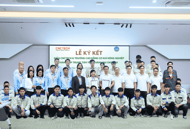 cnctech-leadership-and-agricultural-mechanical-college-board-with-staff-lecturers-students-and-guests