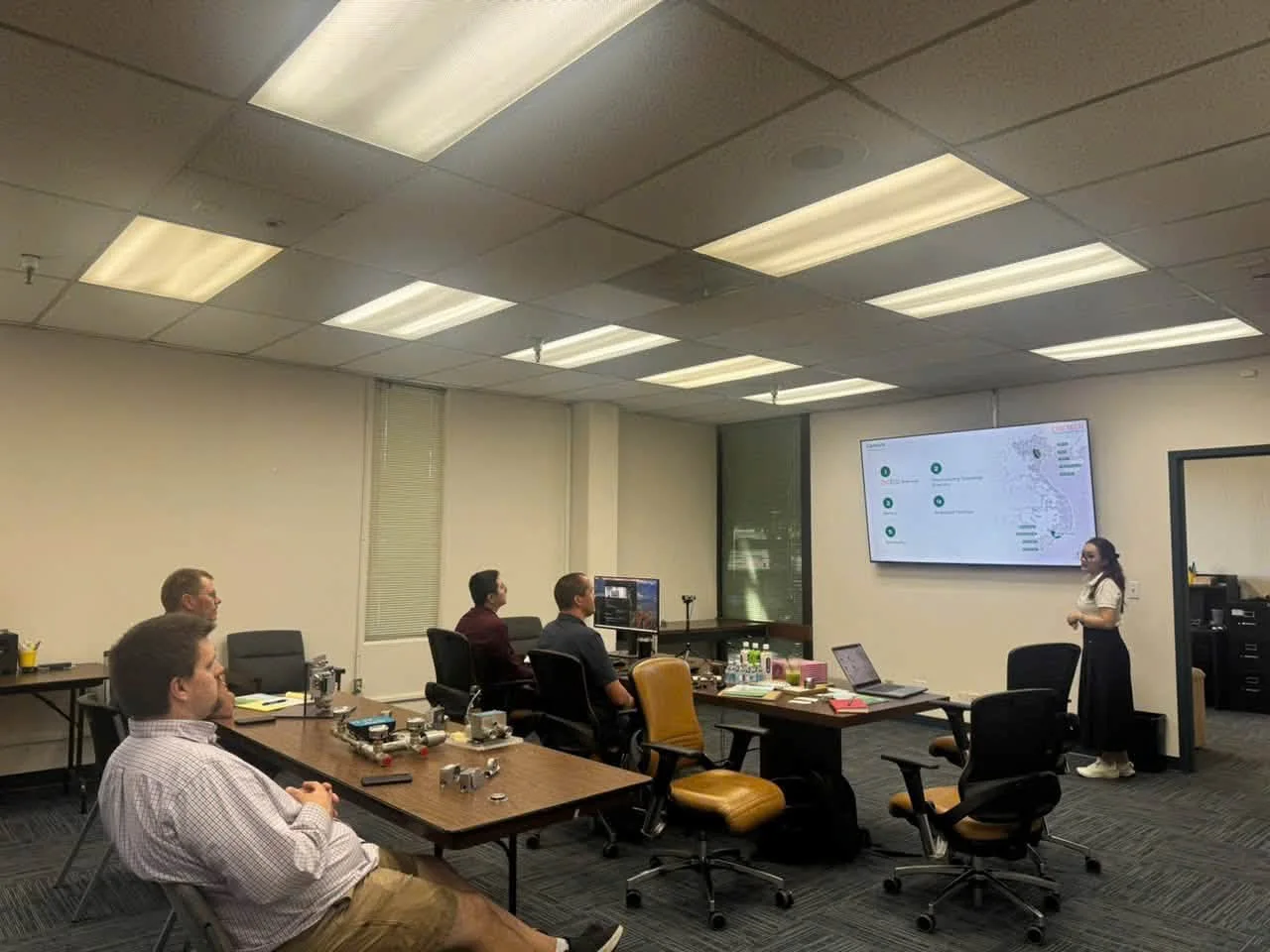 cnctech have a presentation with us customer