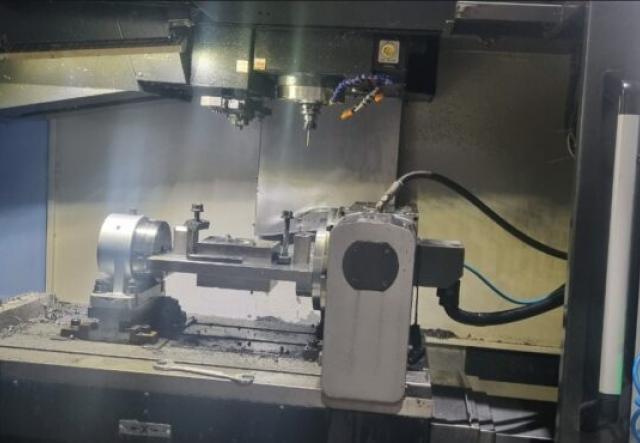 Investment in Multi-Axis CNC Machining at CNCTech