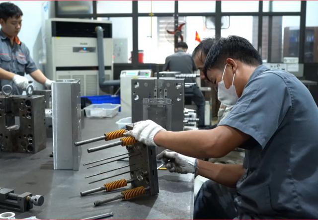 A Deep Dive into The CNC Machining Process at CNCTech